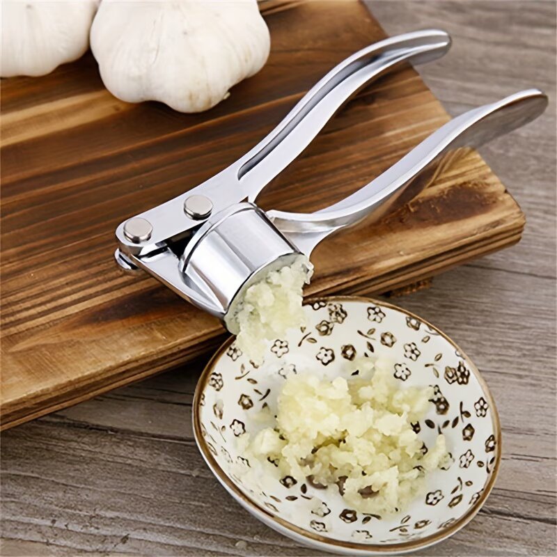 garlic press