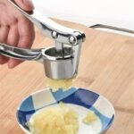 kitchen garlic tool